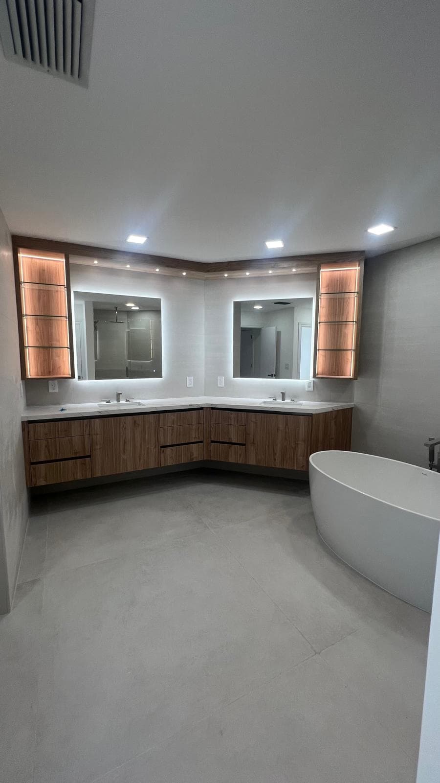 Primary Bath Vanity